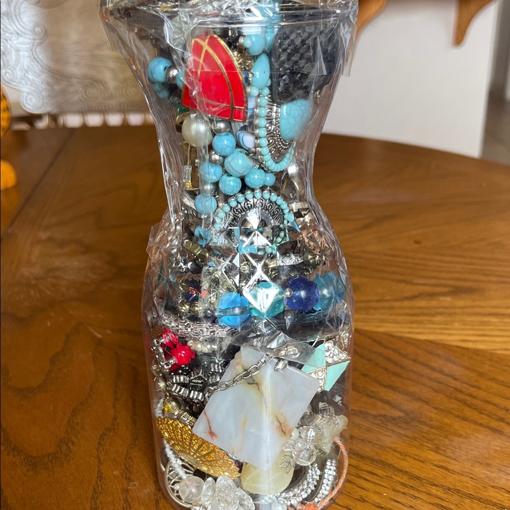 Mixed Costume Jewelry Bundle - Turquoise Accent - Picture 4 of 6